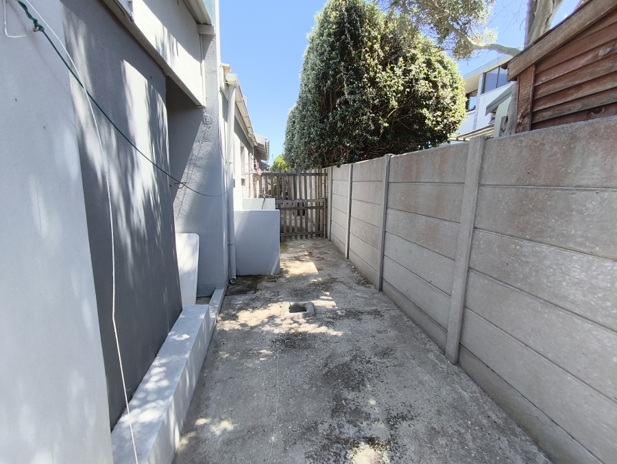 3 Bedroom Property for Sale in De Kelders Western Cape